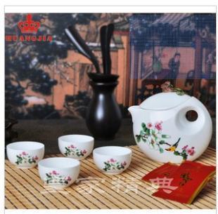 富貴天香，雅致生活 皇家新品骨瓷茶具套裝的藝術(shù)與饋贈