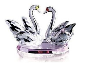 璀璨商機 水晶工藝品如何點亮日用品市場